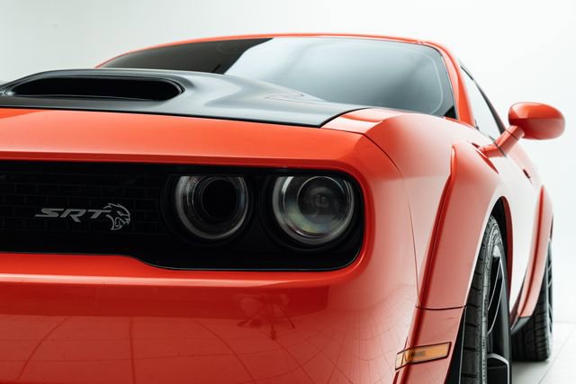 Used 2019 Dodge Challenger SRT Hellcat image 11
