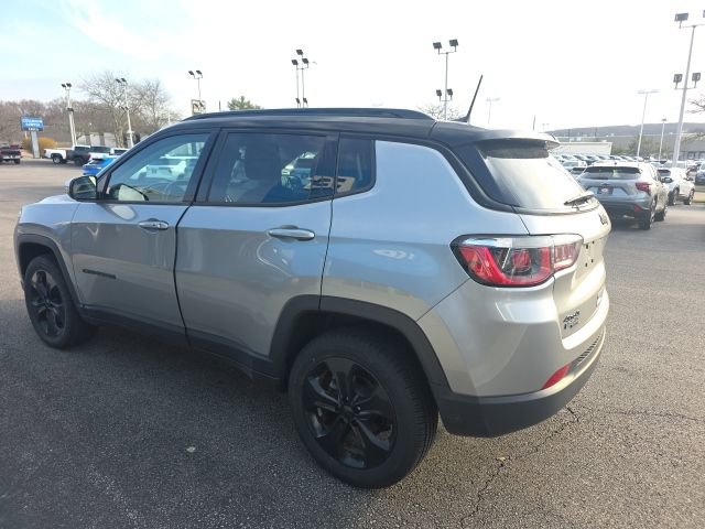 Used 2020 Jeep Compass Latitude image 4
