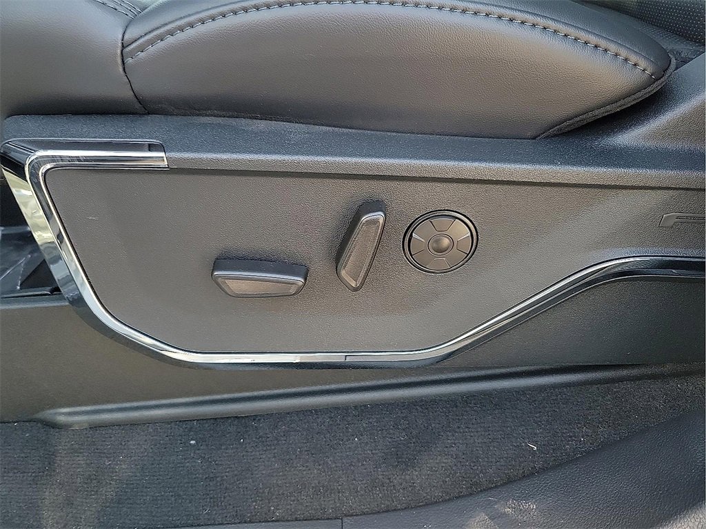 New 2026 Ford F250 Platinum image 15