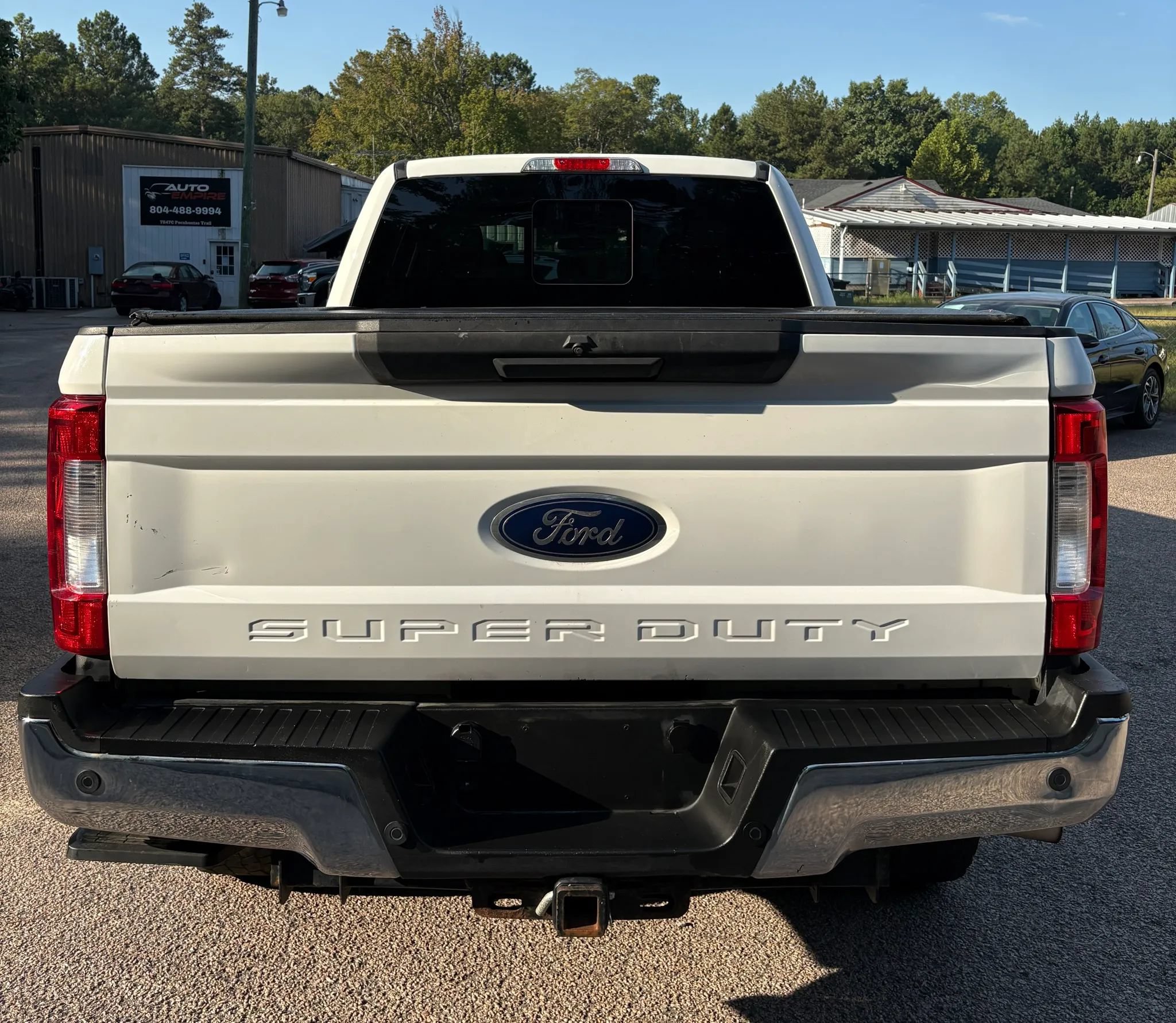 Used 2018 Ford F250 XLT w/ XLT Premium Package AWD/4WD image 3