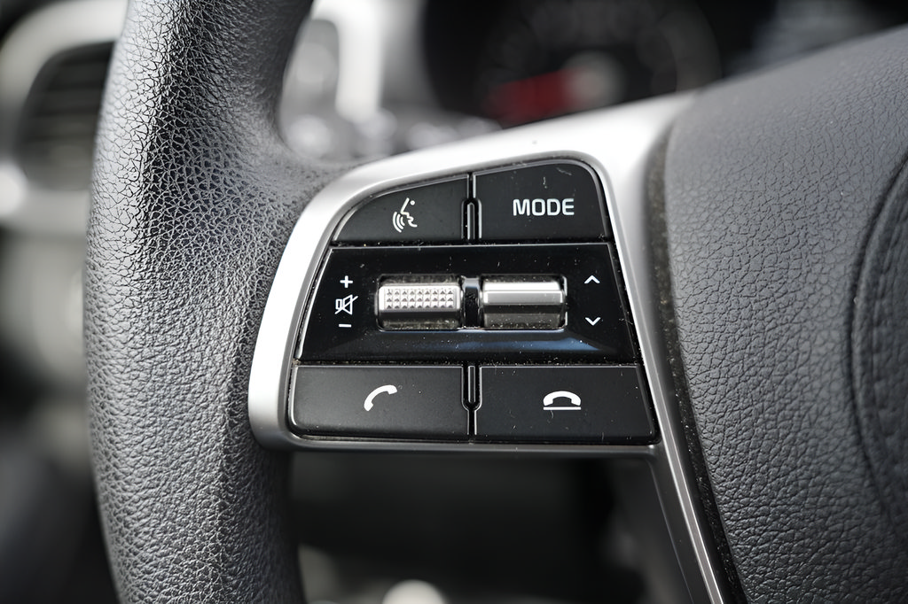 Used 2019 Kia Sorento FWD V6 image 26