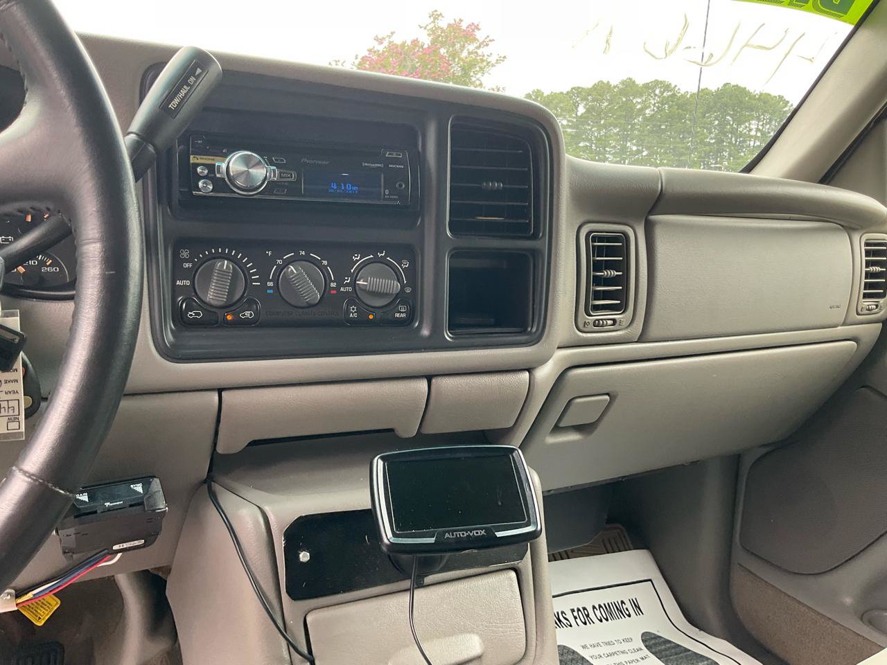 Used 2002 Chevrolet Silverado 2500 LT w/ Off-Road Skid Plate Pkg AWD/4WD image 23