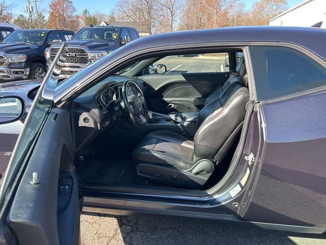 Used 2017 Dodge Challenger GT w/ Driver Convenience Group image 12
