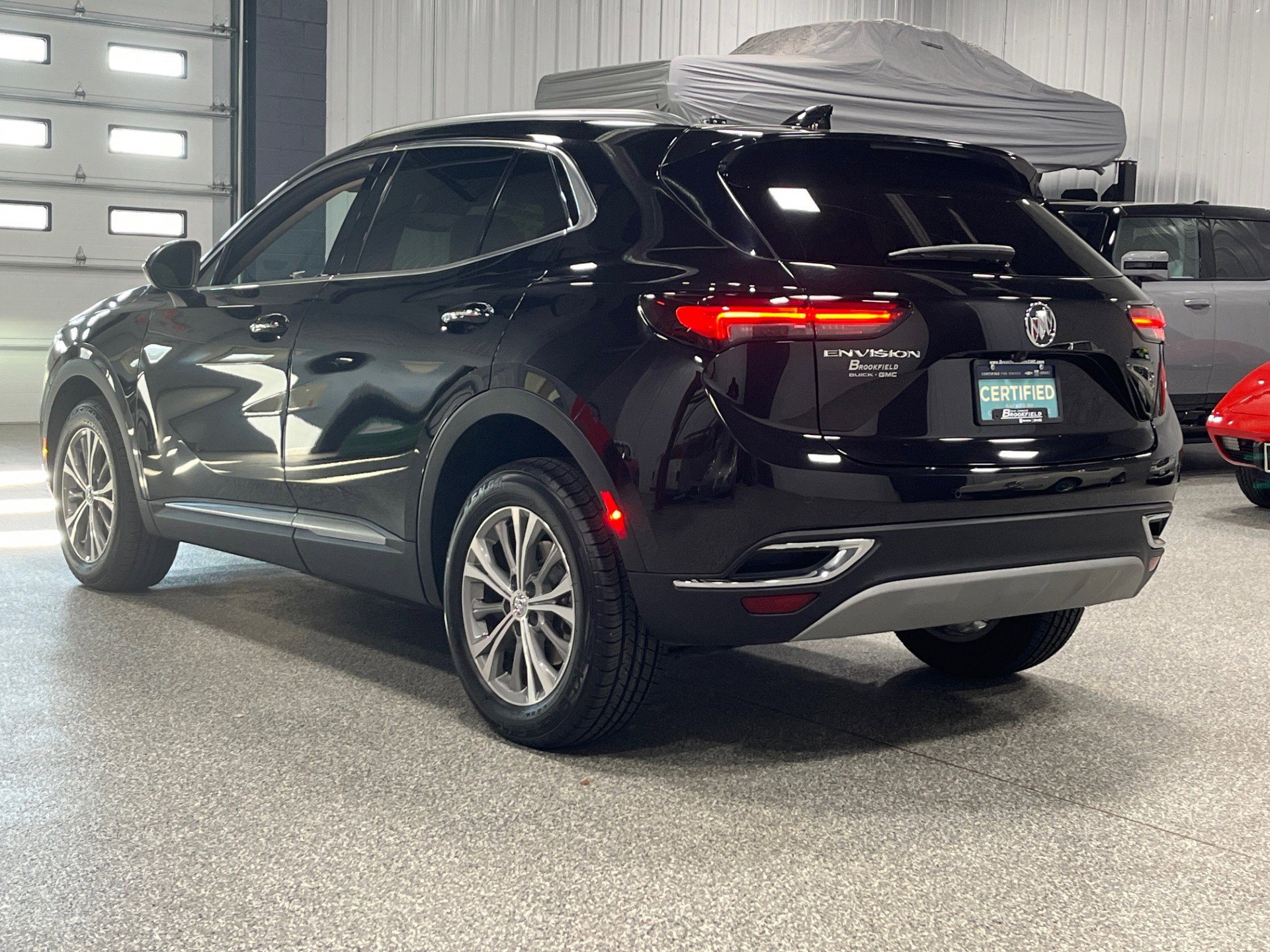 Certified 2023 Buick Envision Preferred FWD image 3