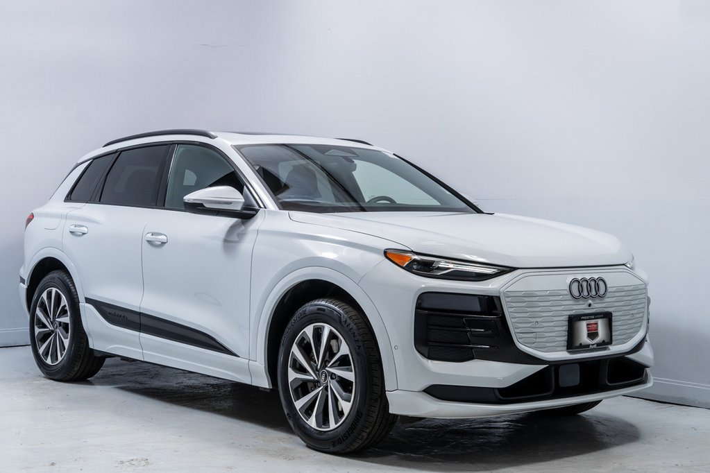 Used 2025 Audi Q6 e-tron Premium w/ Convenience Package image 9