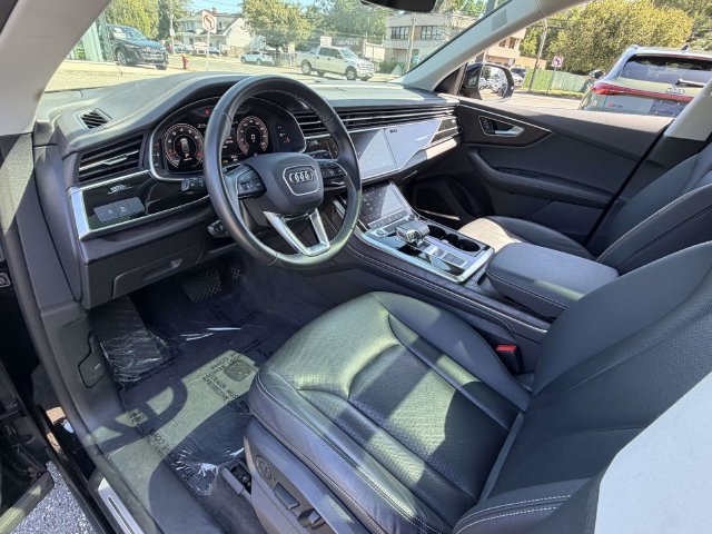 Used 2023 Audi Q8 Premium Plus w/ Premium Plus Package AWD/4WD image 10
