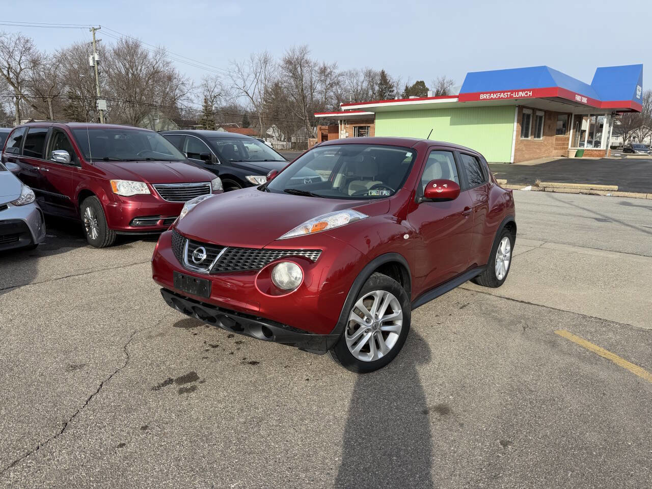 Used 2014 Nissan Juke SV w/ Navigation Package image 2
