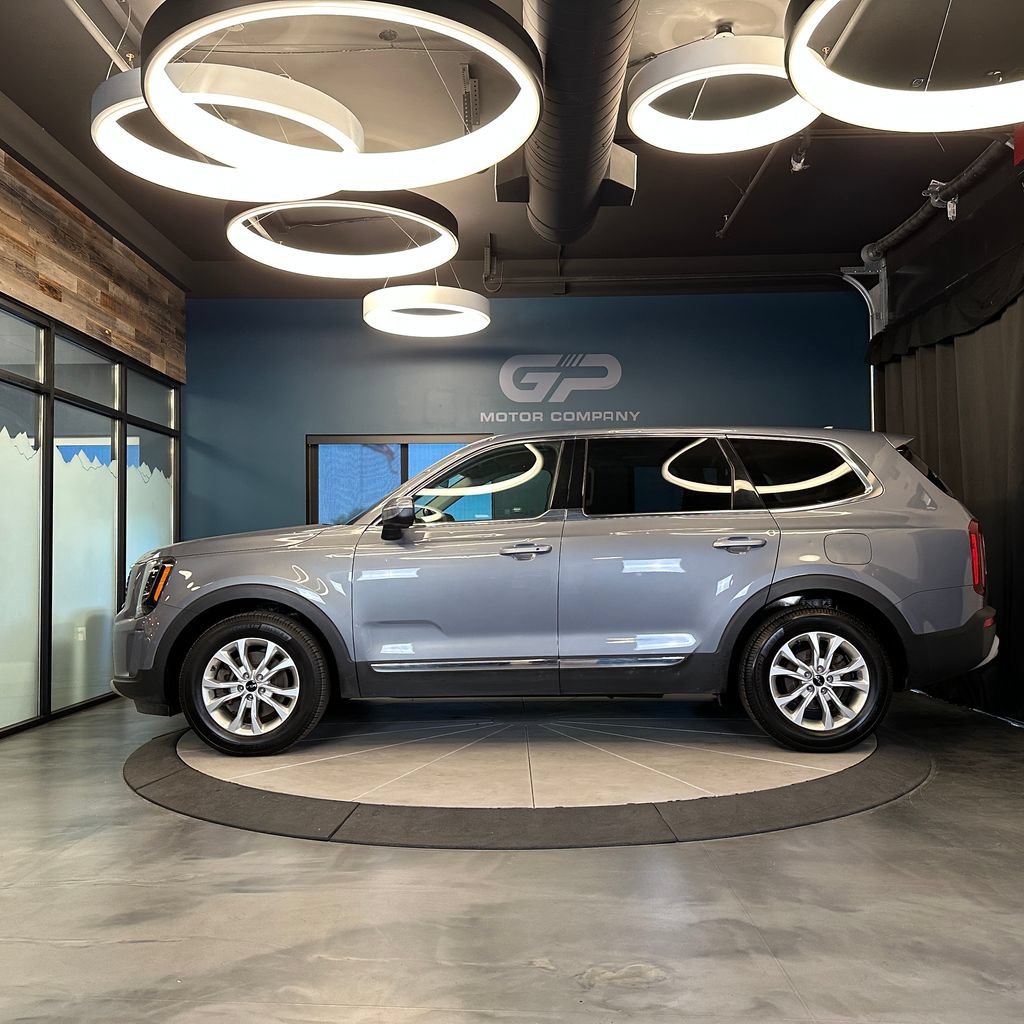 Used 2022 Kia Telluride LX AWD/4WD image 6
