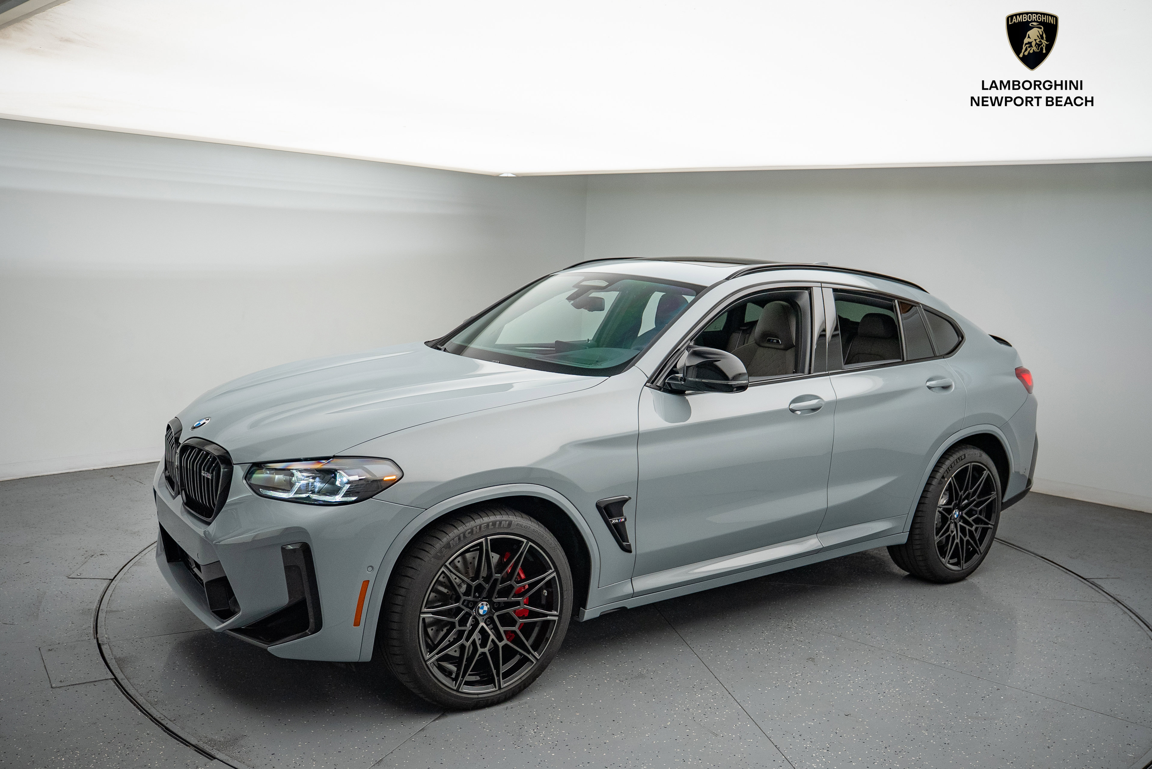 Used 2025 BMW X4 M w/ Competition Package image 11
