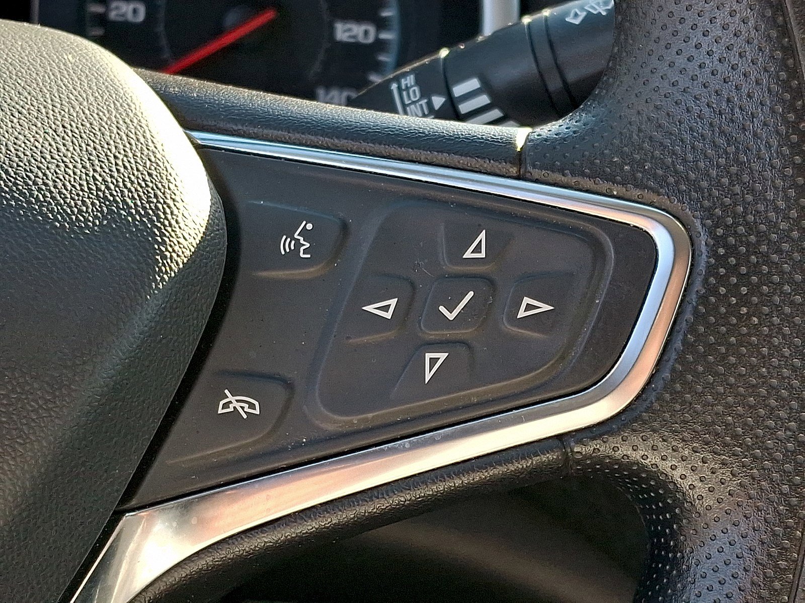 Used 2024 Chevrolet Malibu LT FWD image 20