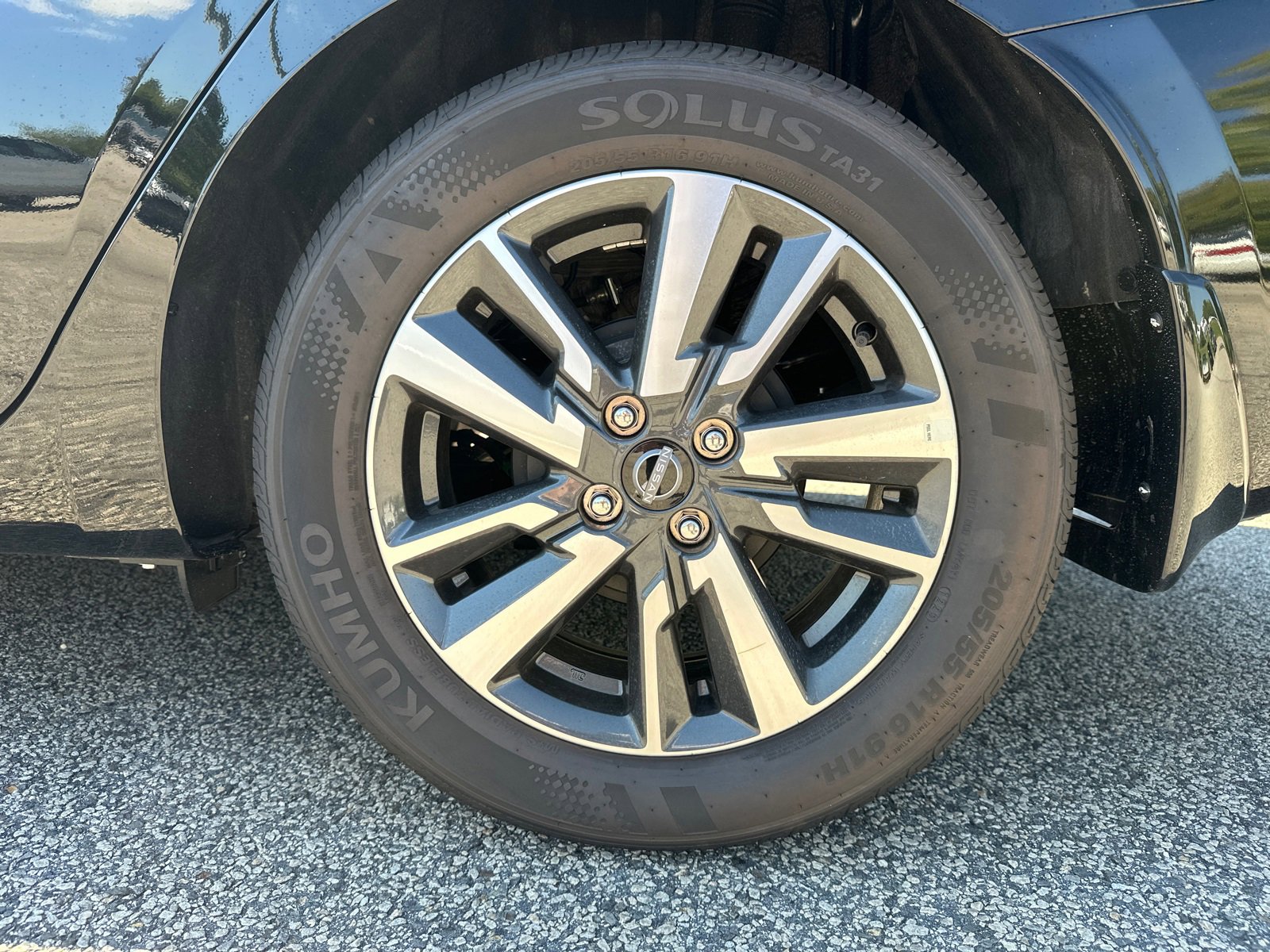 New 2025 Nissan Versa S w/ S Plus Package image 19