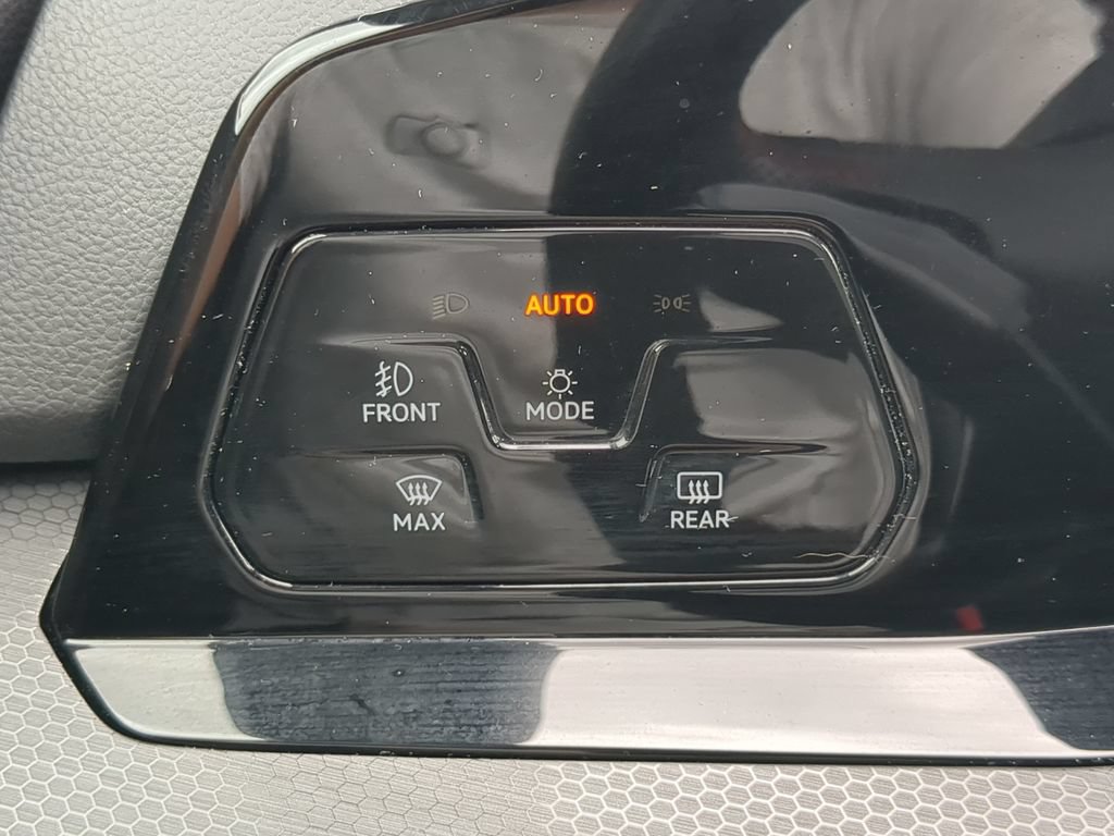 Certified 2024 Volkswagen GTI S FWD image 25