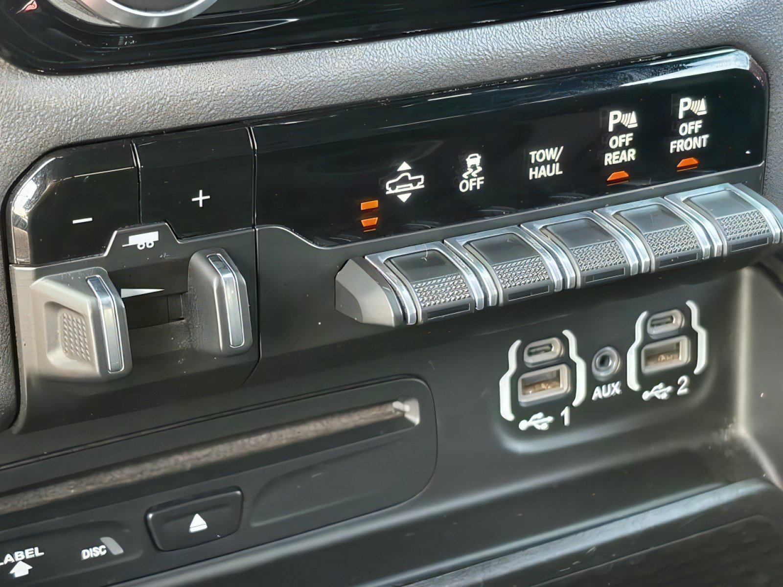Used 2019 RAM 1500 Rebel w/ Rebel Level 2 Equipment Group AWD/4WD image 24