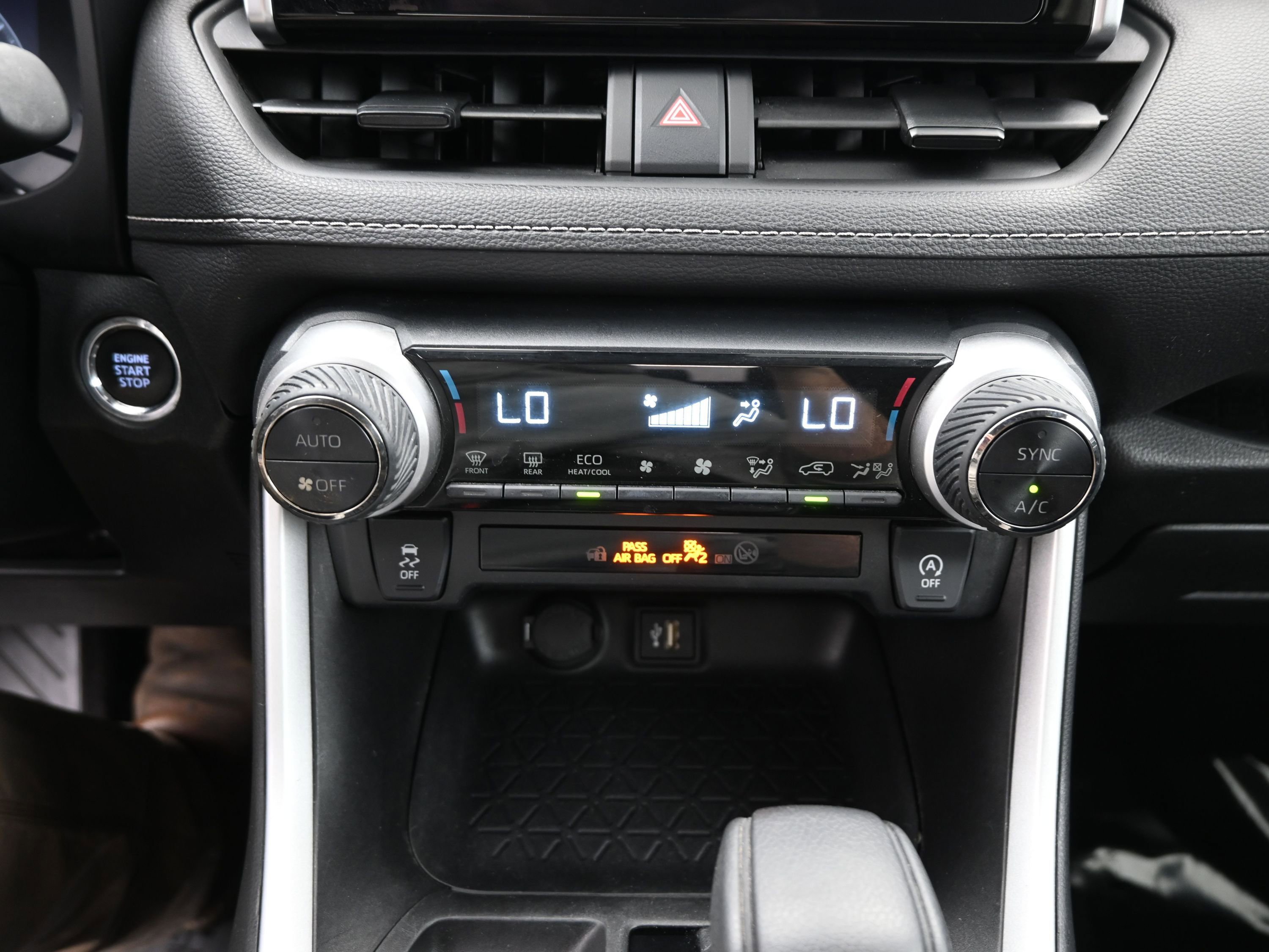 Used 2023 Toyota RAV4 XLE image 19