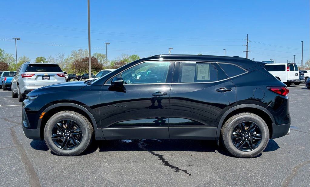 Used 2021 Chevrolet Blazer LT w/ Sound & Technology Package FWD image 4