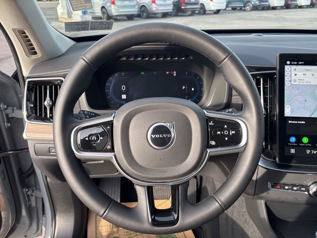 Certified 2025 Volvo XC90 B6 Plus image 23