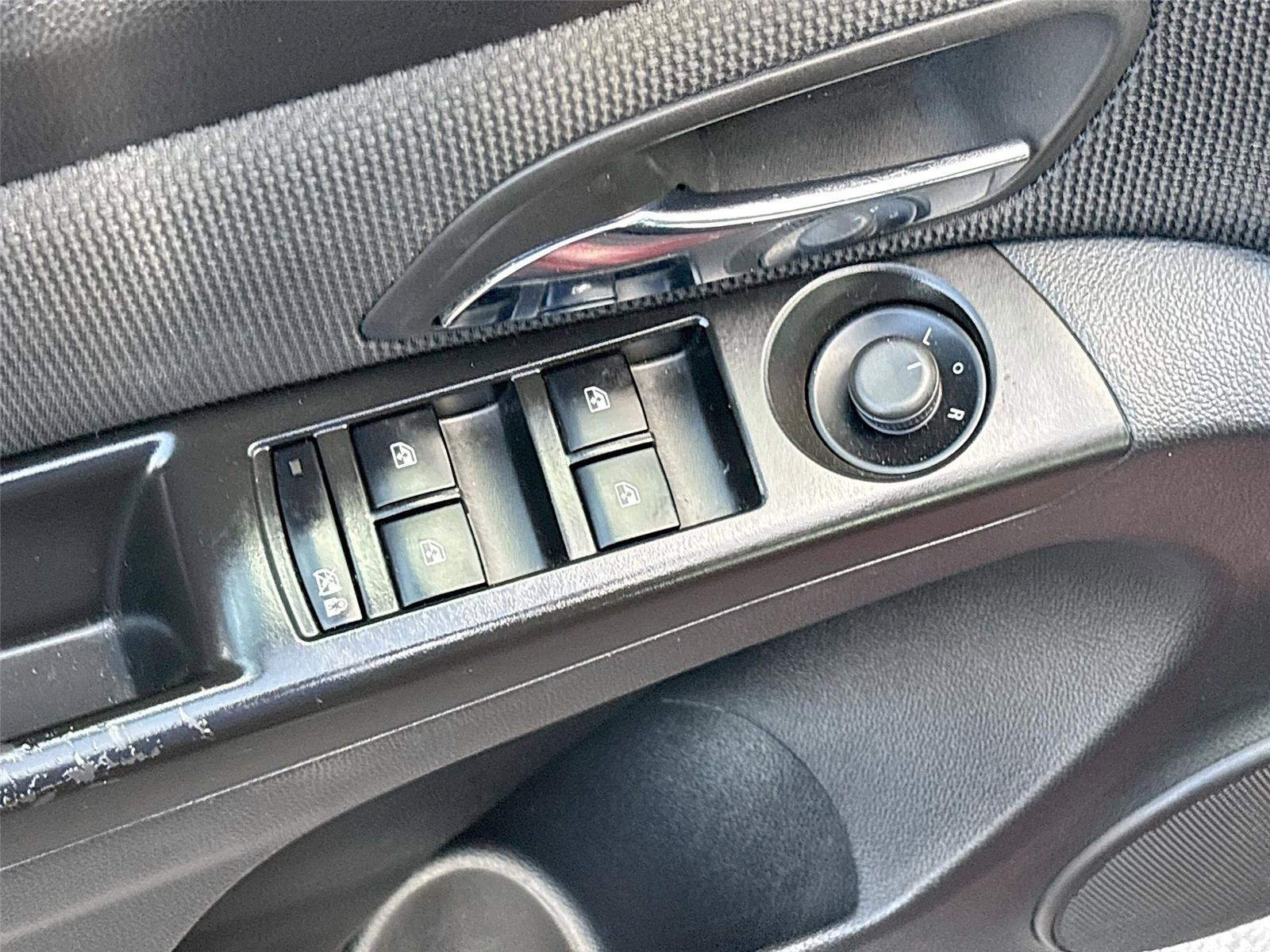 Used 2013 Chevrolet Cruze LT image 16