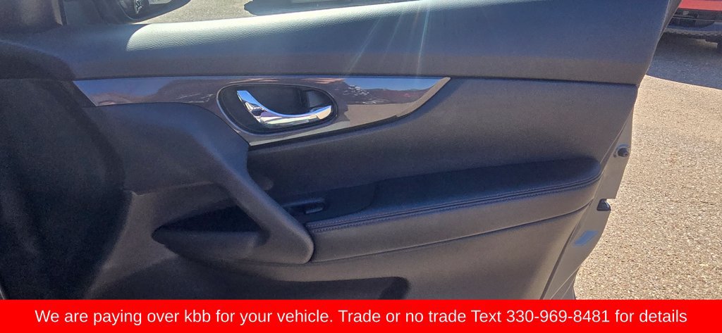 Used 2019 Nissan Rogue SV AWD/4WD image 25