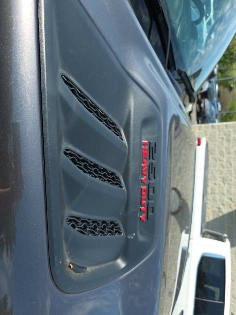 Used 2025 RAM 2500 Limited AWD/4WD image 17