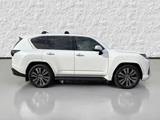 New 2026 Lexus LX 700h Luxury AWD/4WD image 2
