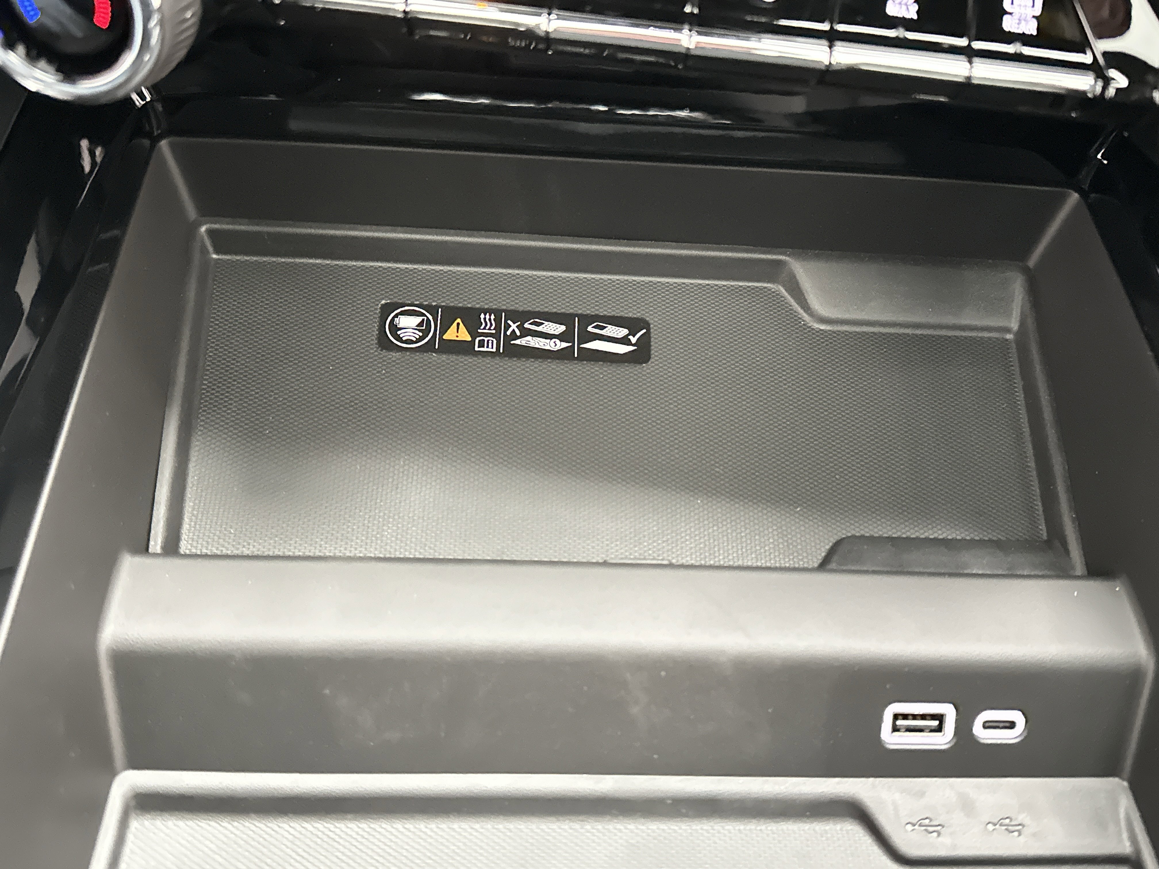 New 2026 Chevrolet Suburban Z71 w/ Z71 Off-Road Package image 49