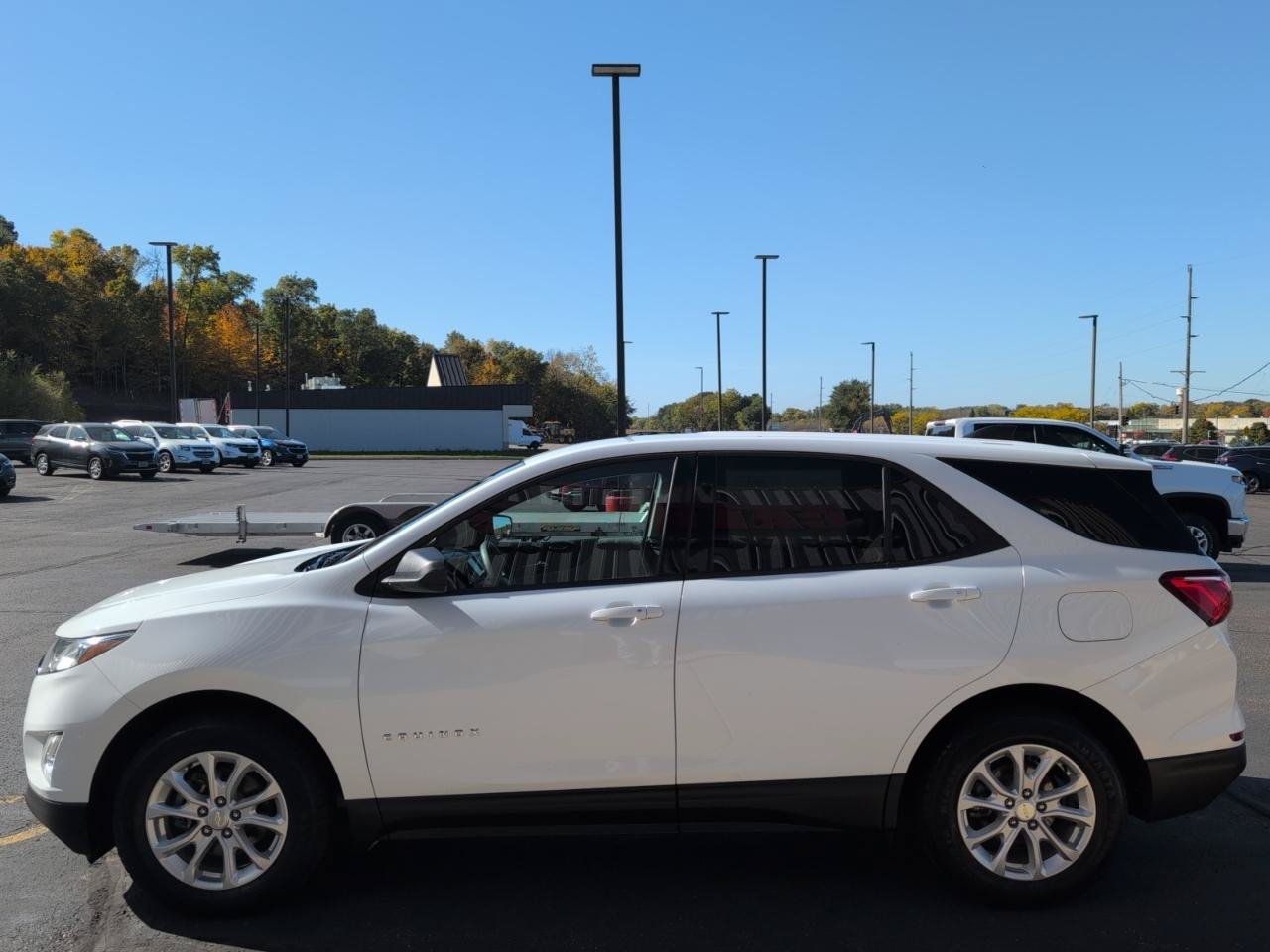 Used 2019 Chevrolet Equinox LS w/ LS Convenience Package FWD image 5