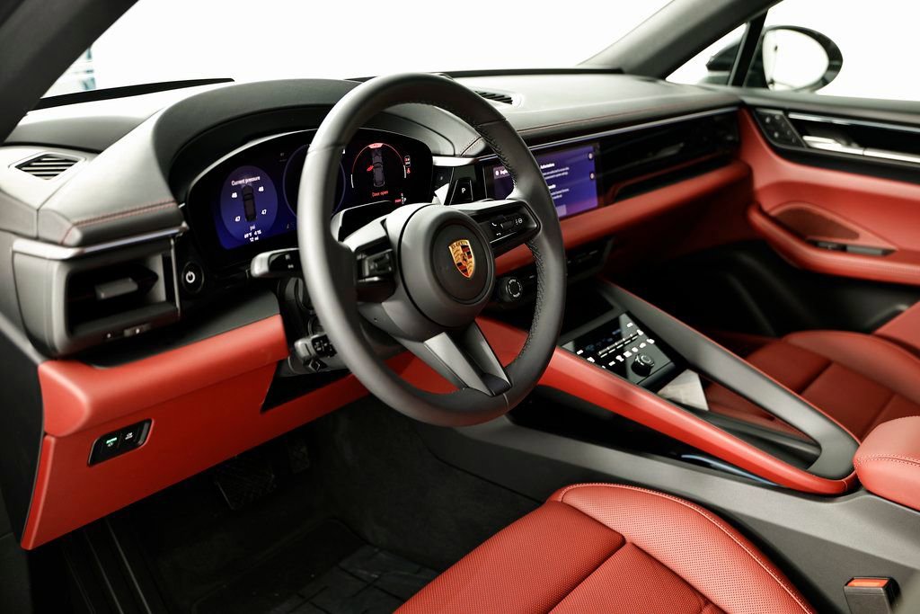 New 2026 Porsche Macan Electric image 4