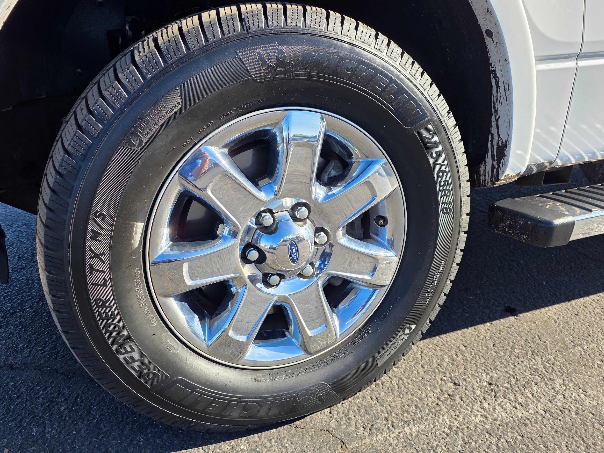 Used 2013 Ford F150 Lariat w/ Lariat Chrome Pkg AWD/4WD image 11