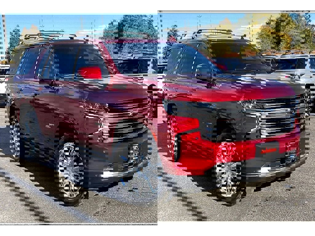 Used 2024 Chevrolet Tahoe High Country w/ Advanced Technology Package AWD/4WD image 2