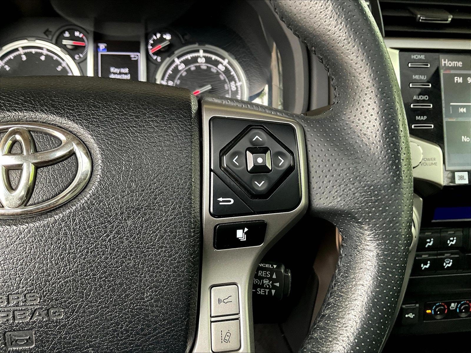 Used 2020 Toyota 4Runner Limited AWD/4WD image 12