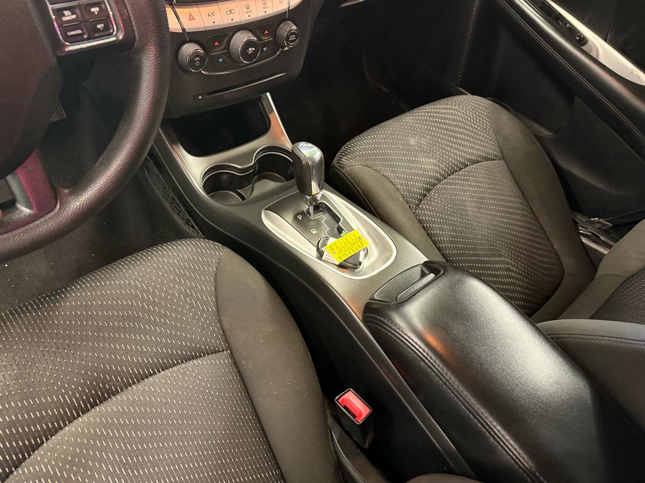Used 2019 Dodge Journey SE FWD image 15