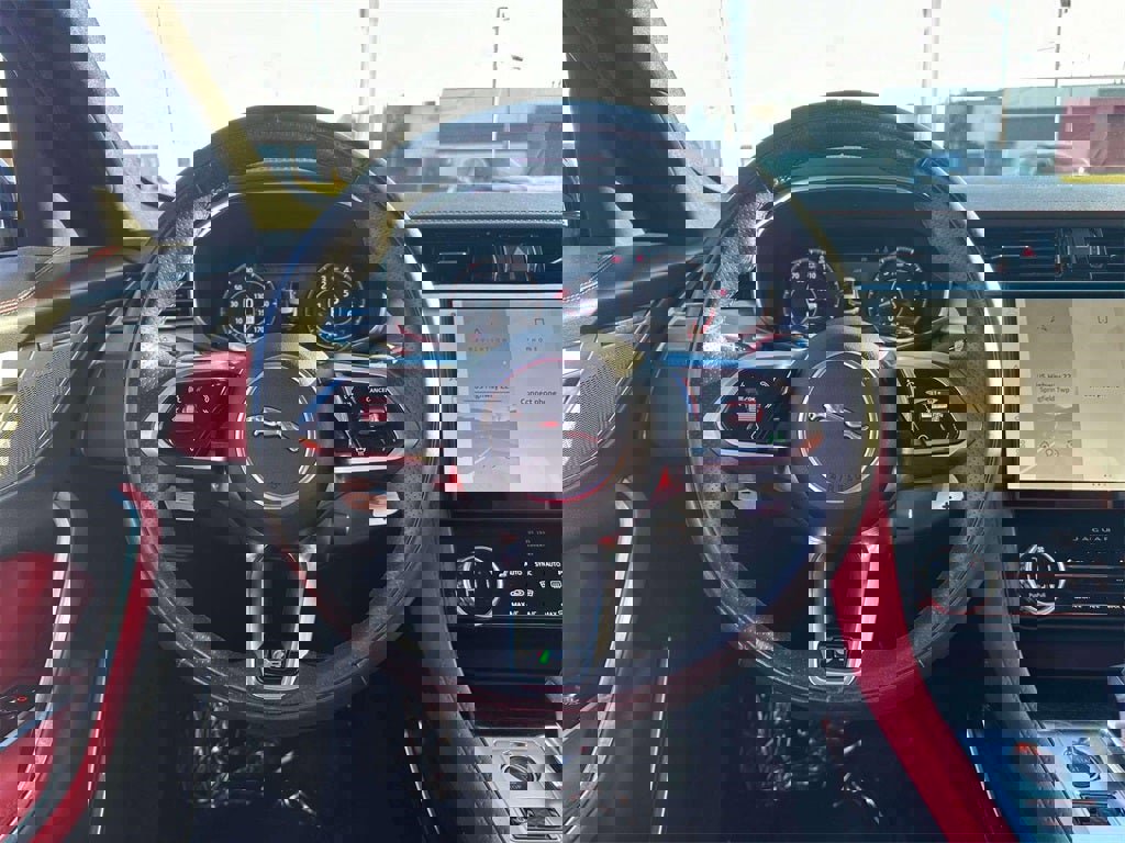 Used 2021 Jaguar F-PACE R-Dynamic S image 14