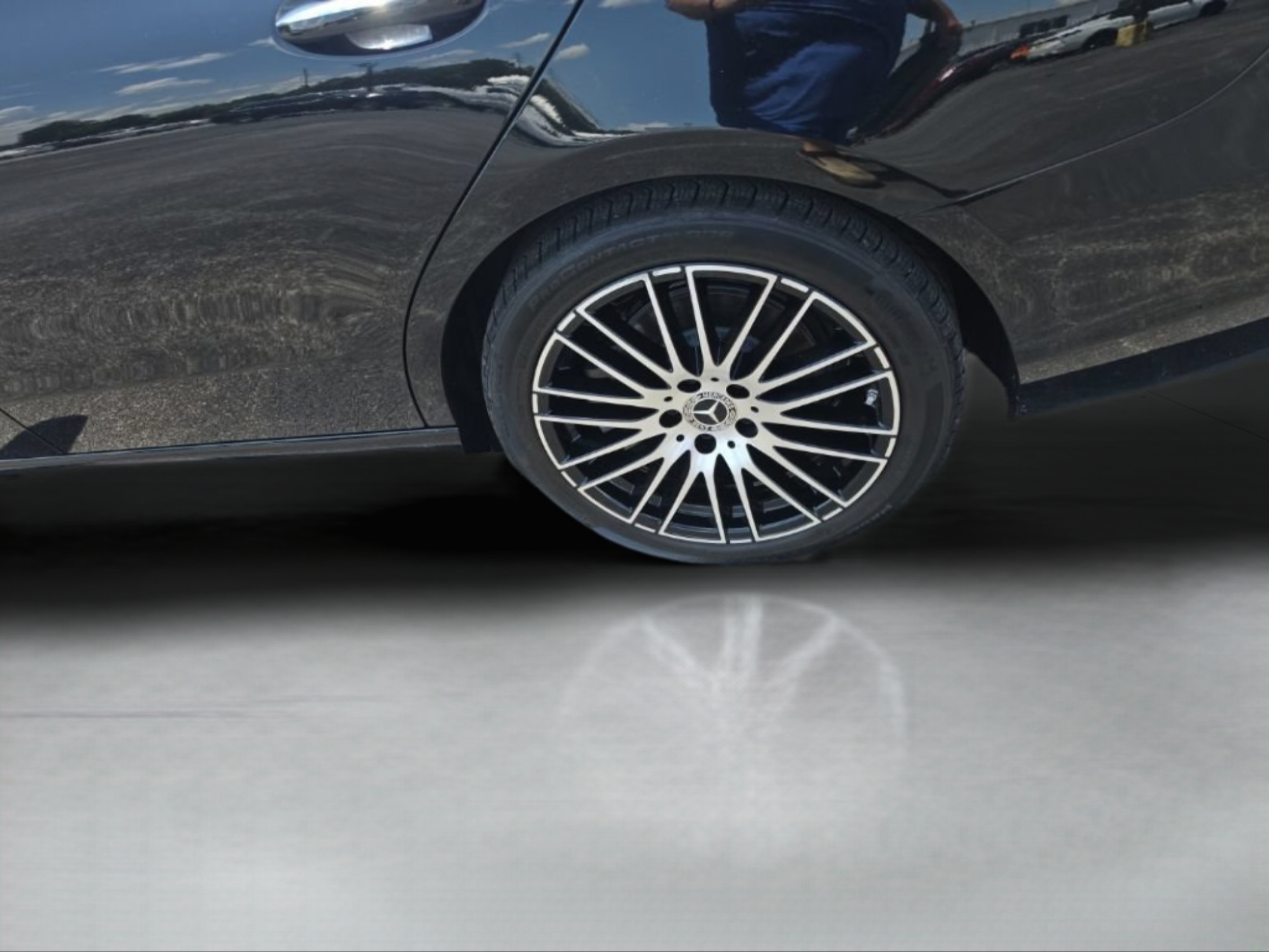 Used 2023 Mercedes-Benz C 300 Sedan image 12