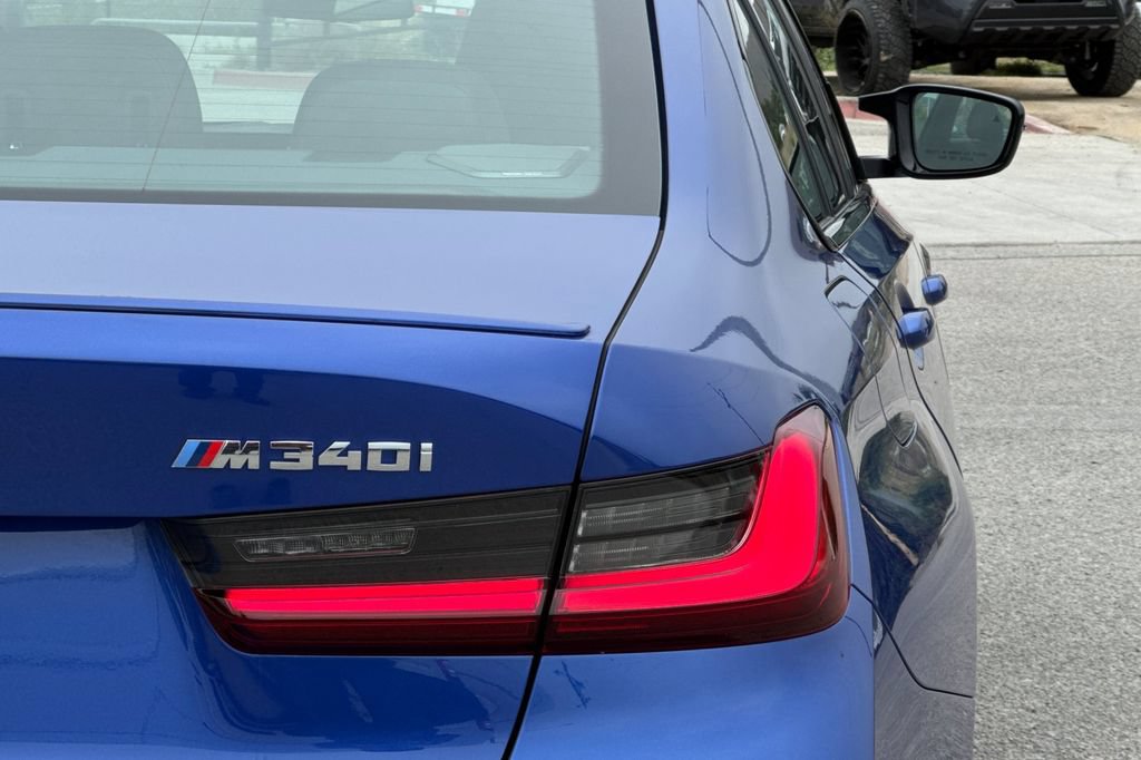 Used 2025 BMW M340i RWD image 33