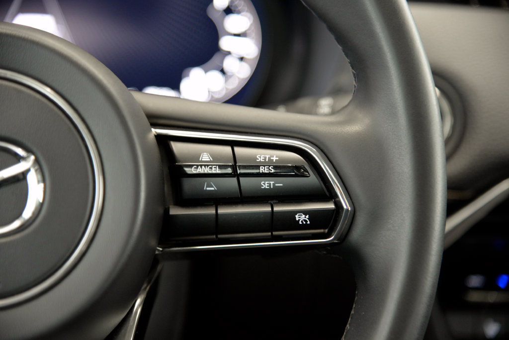 Certified 2024 MAZDA CX-90 Plug-In Hybrid w/ Premium Pkg AWD/4WD image 23