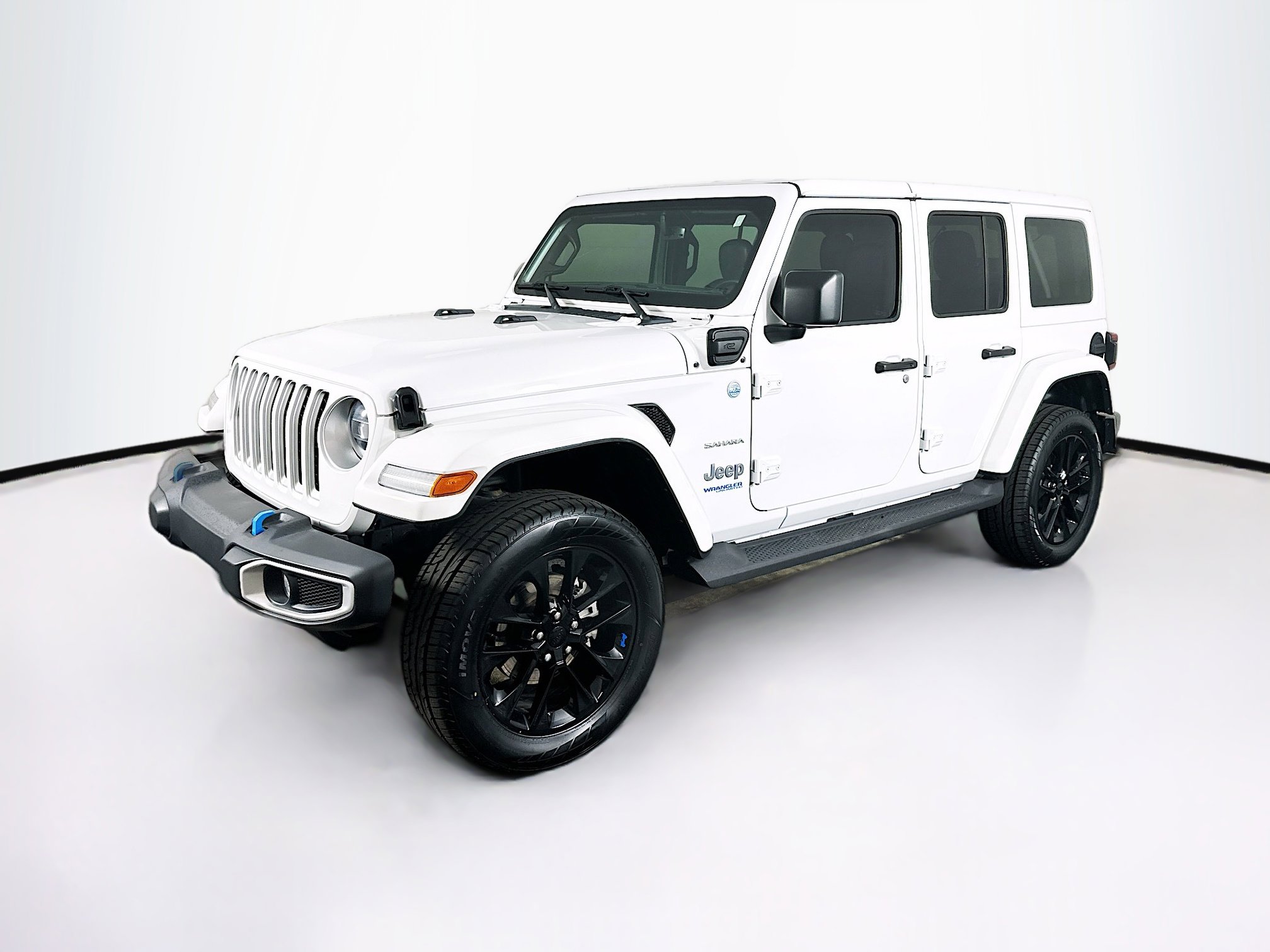 Used 2022 Jeep Wrangler Sahara w/ Cold Weather Group image 3