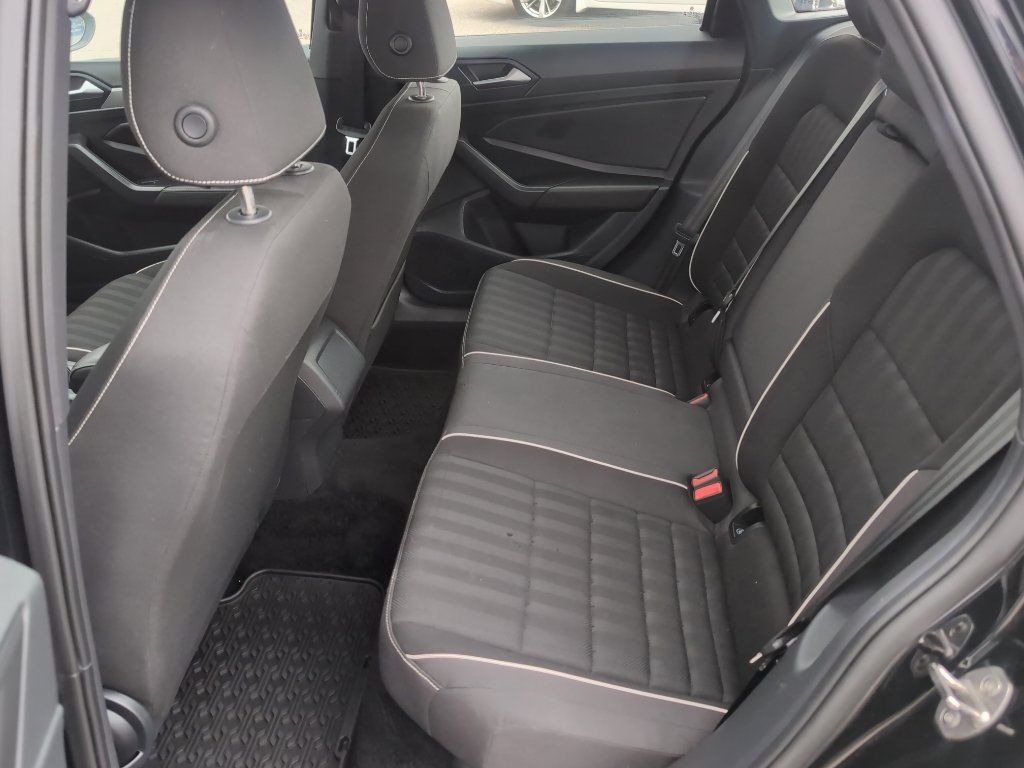 Used 2024 Volkswagen Jetta Sport FWD image 16