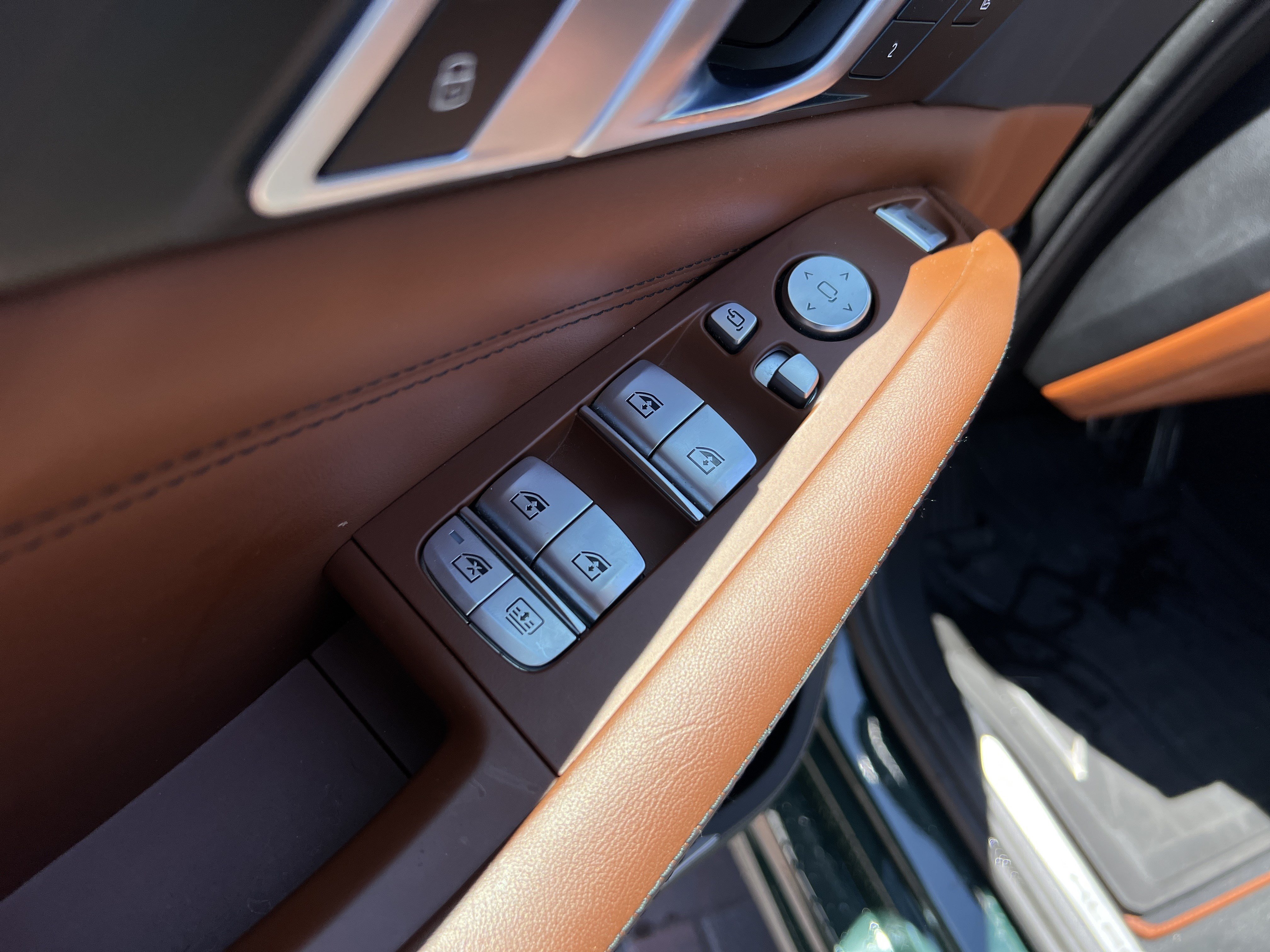 Certified 2024 BMW ALPINA XB7 AWD/4WD image 15