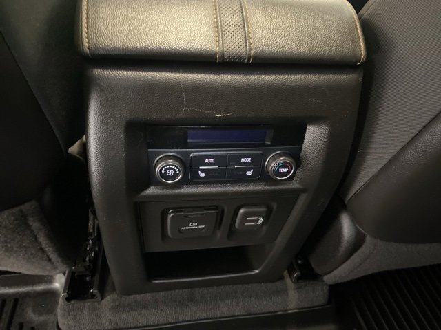 Used 2021 Chevrolet Traverse Premier image 15