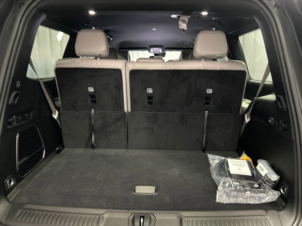 New 2026 Jeep Grand Wagoneer 4WD image 22