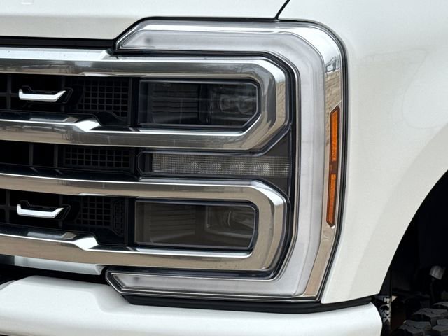 Used 2024 Ford F350 Platinum w/ Tremor Off-Road Package image 4