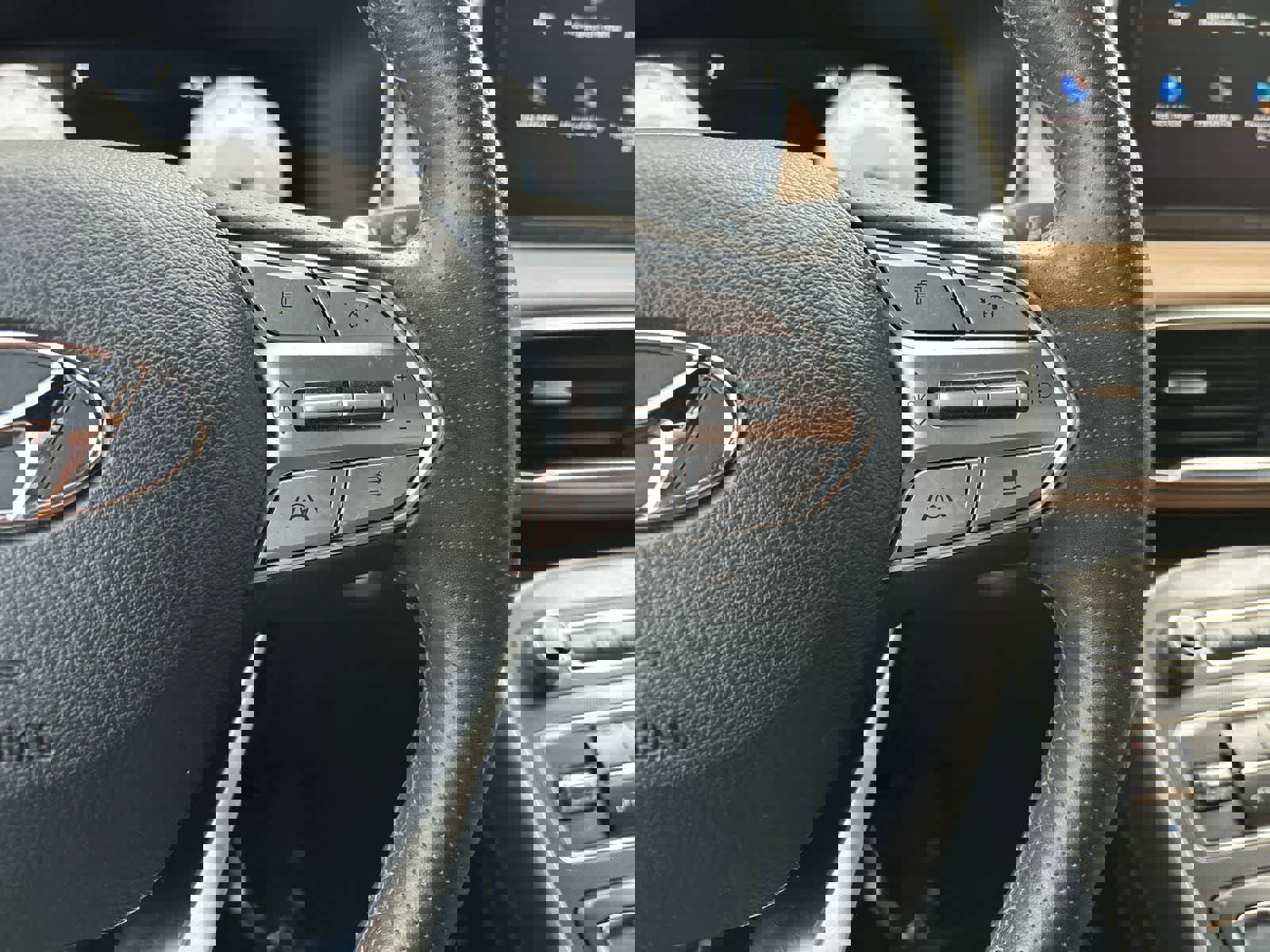 Used 2023 Hyundai Santa Fe Calligraphy w/ Cargo Package image 13