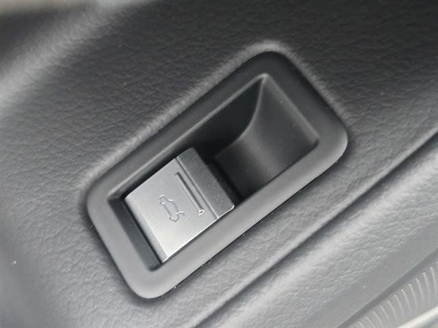 New 2025 Audi S8 image 27