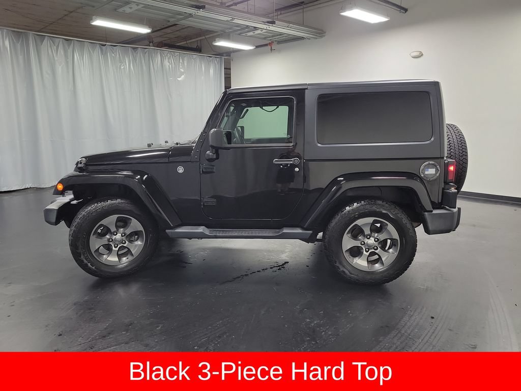 Used 2017 Jeep Wrangler Sahara w/ Connectivity Group AWD/4WD image 6