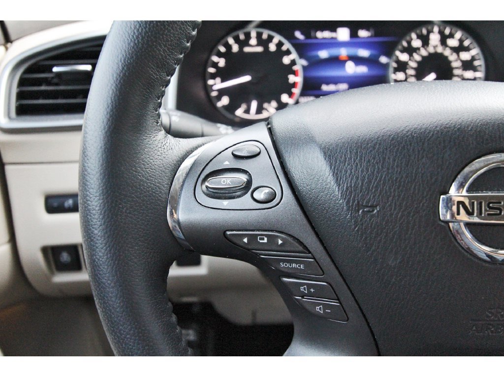 Used 2019 Nissan Murano Platinum w/ Cargo Package FWD image 19