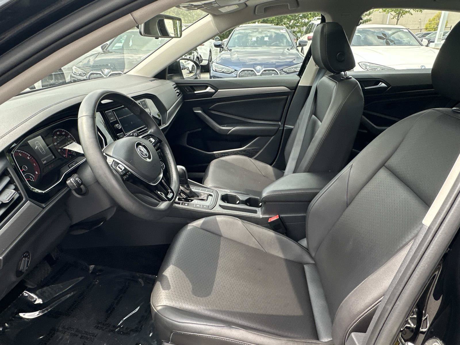 Used 2020 Volkswagen Jetta SE FWD image 23