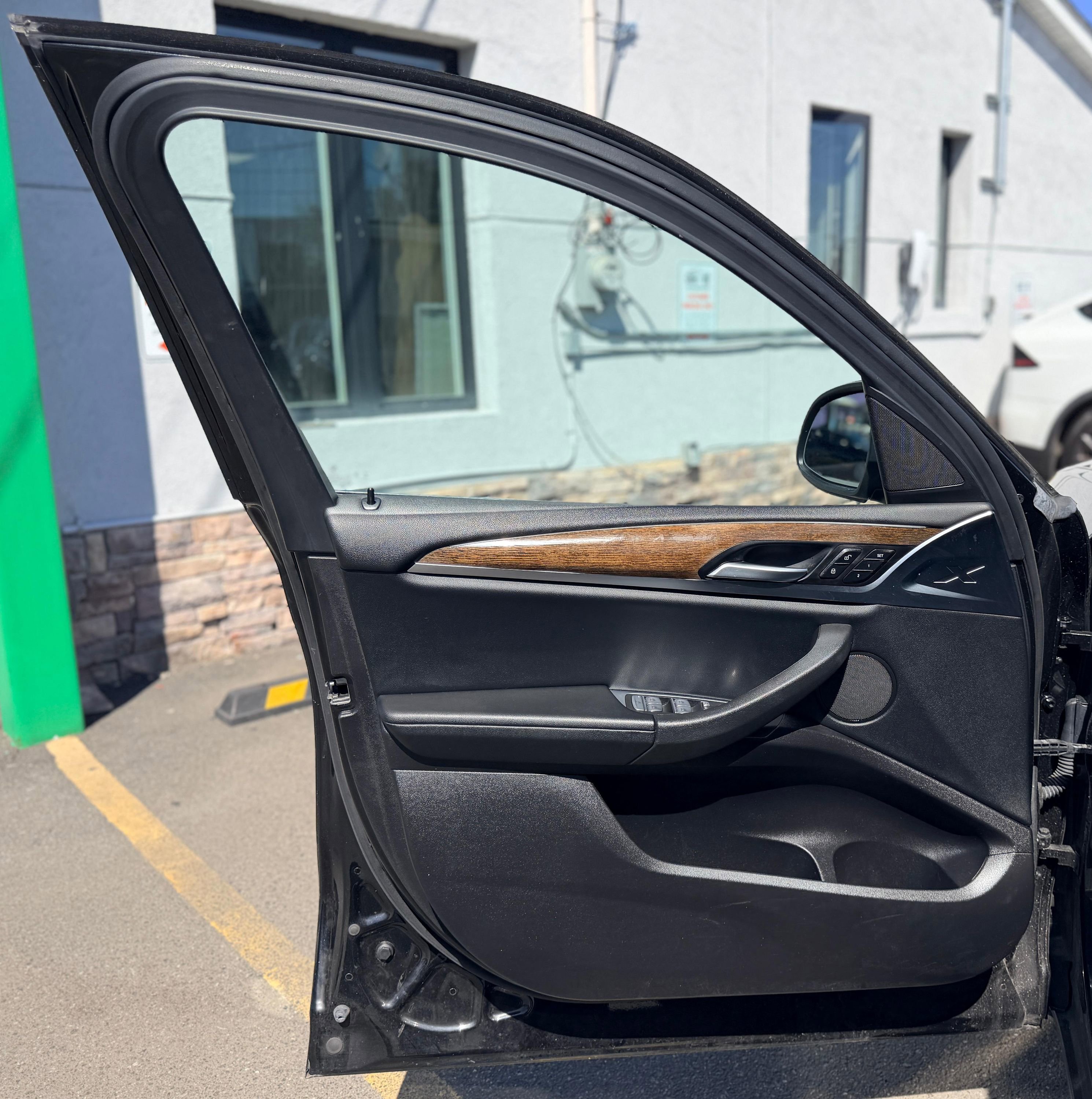 Used 2022 BMW X3 xDrive30i w/ Convenience Package image 17