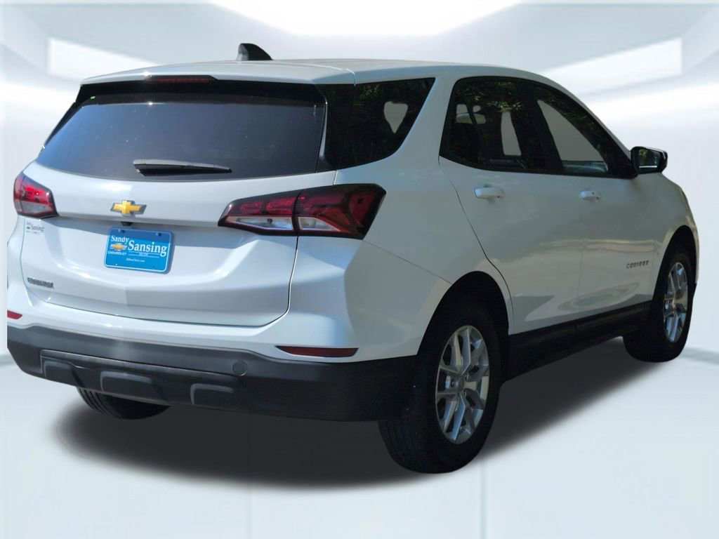 Used 2023 Chevrolet Equinox LS w/ LS Convenience Package FWD image 6