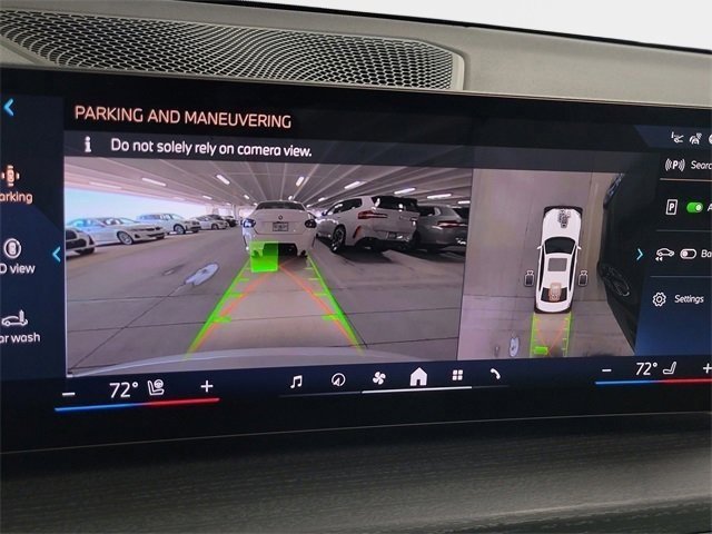 New 2025 BMW 330i Sedan w/ M Sport Package image 13