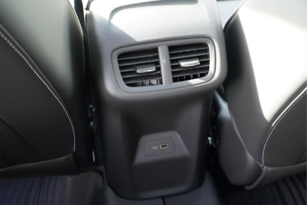 New 2026 Buick Envision Sport Touring image 24